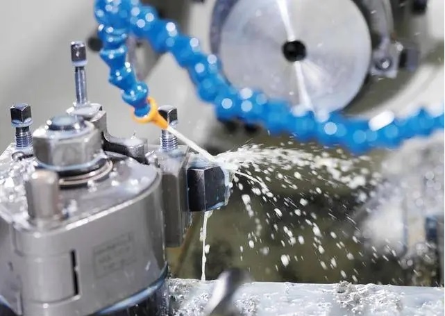 金屬切削液消泡劑應(yīng)用場(chǎng)景圖