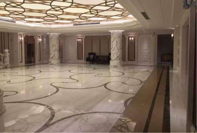 大理石清洗出現(xiàn)泡沫是什么原因？可以使用消泡劑嗎？